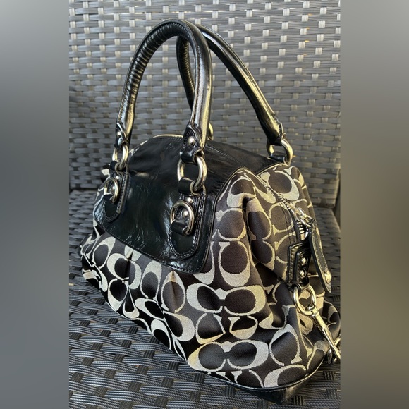 COACH BAG,Coach Black and Gray Signature Satchel - Picture 11 of 15